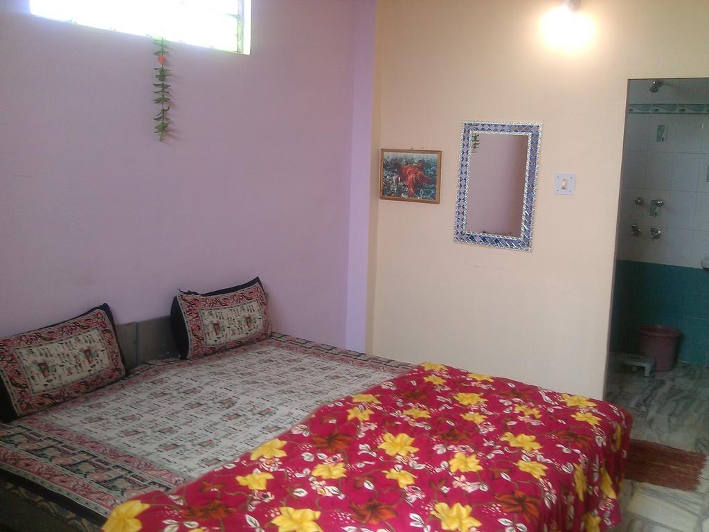 Hotel Mama Luna Pushkar Habitación foto